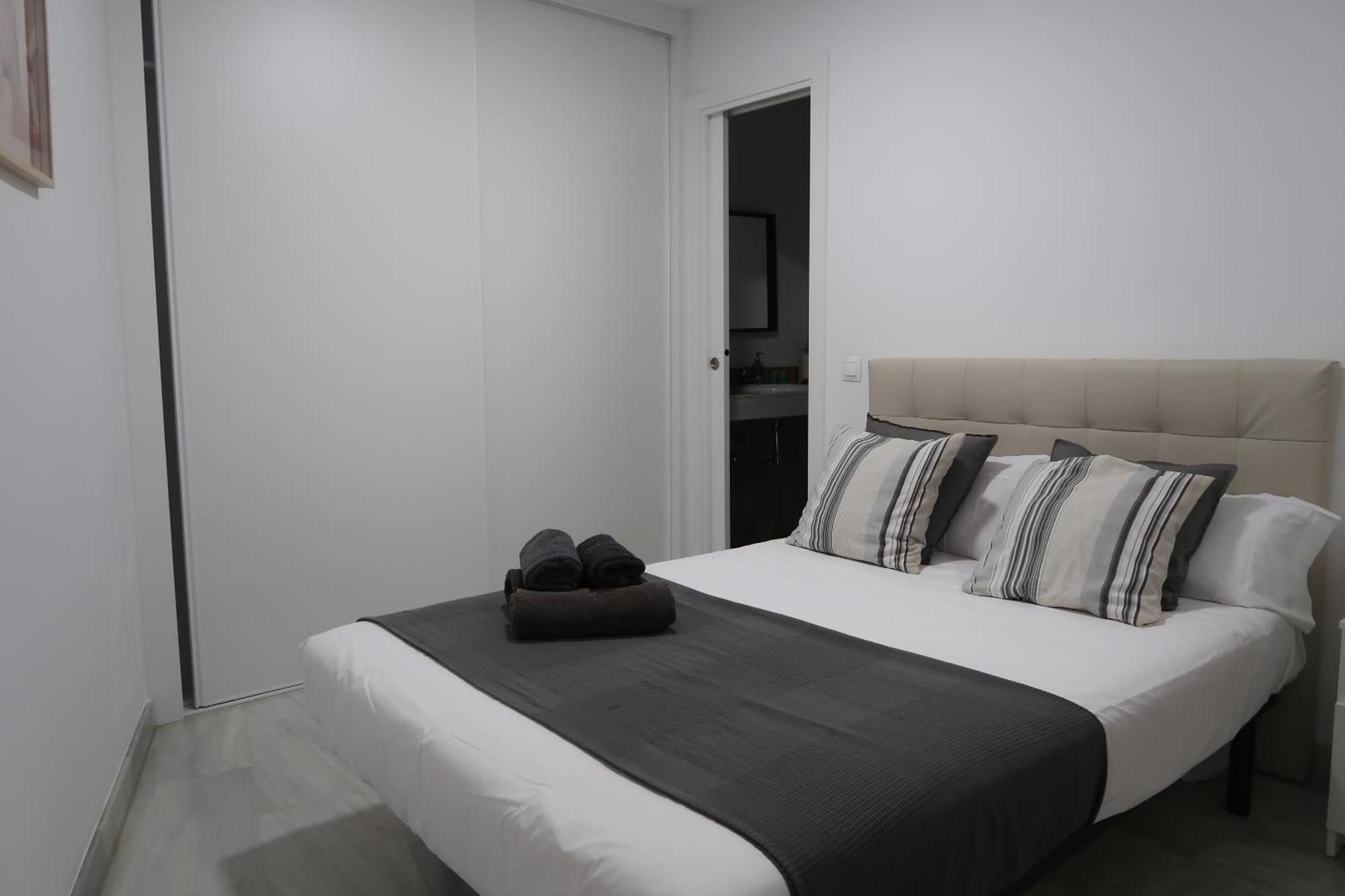 J & E Malaga Center Apartamentos Exterior foto